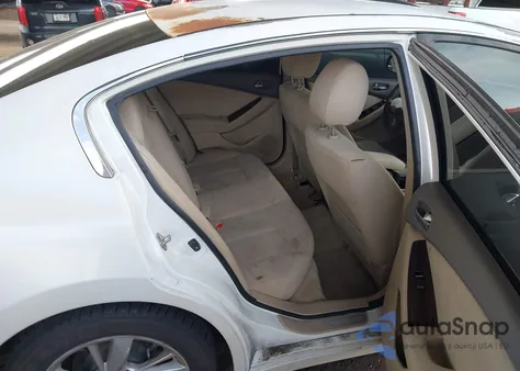 2012 Nissan Altima 2.5 S z USA, uszkodzony, nr VIN 1N4AL2AP6CN447660